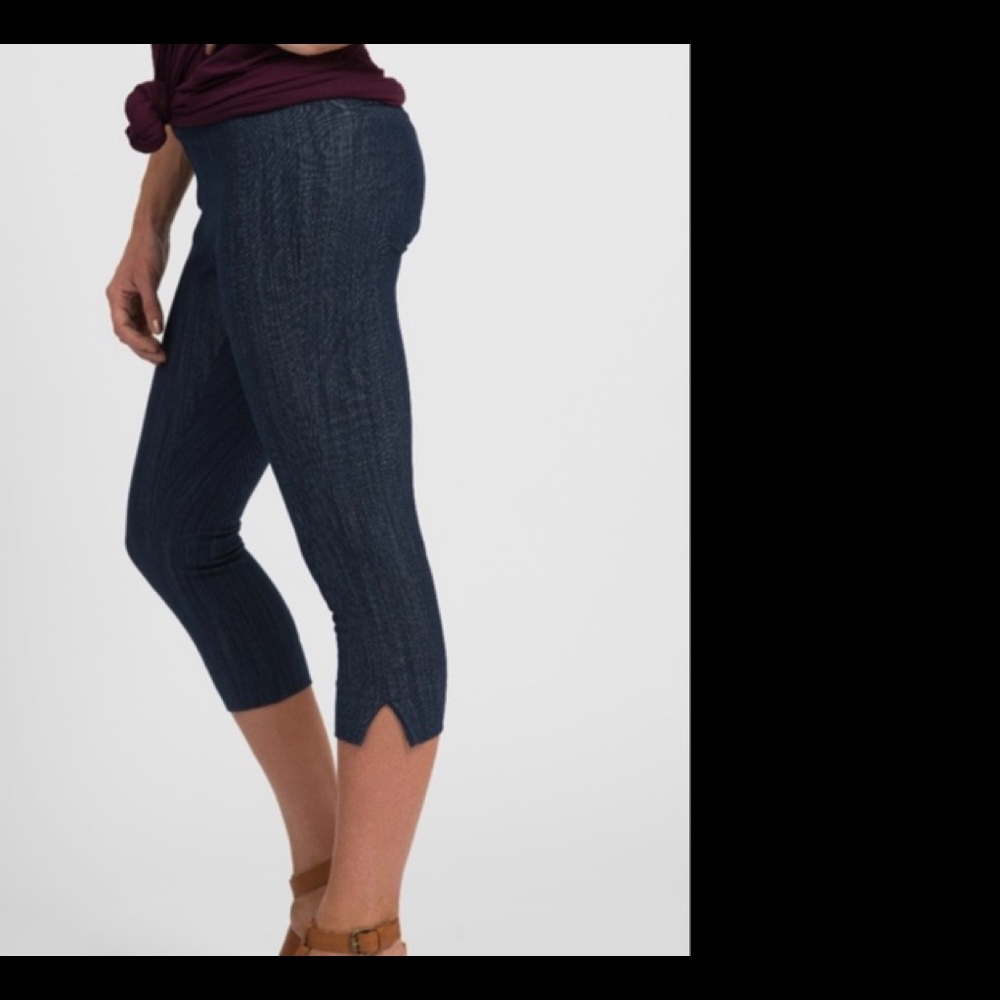 Agnes & Dora Dark Rinse Pixie Capri! Small! NWT!